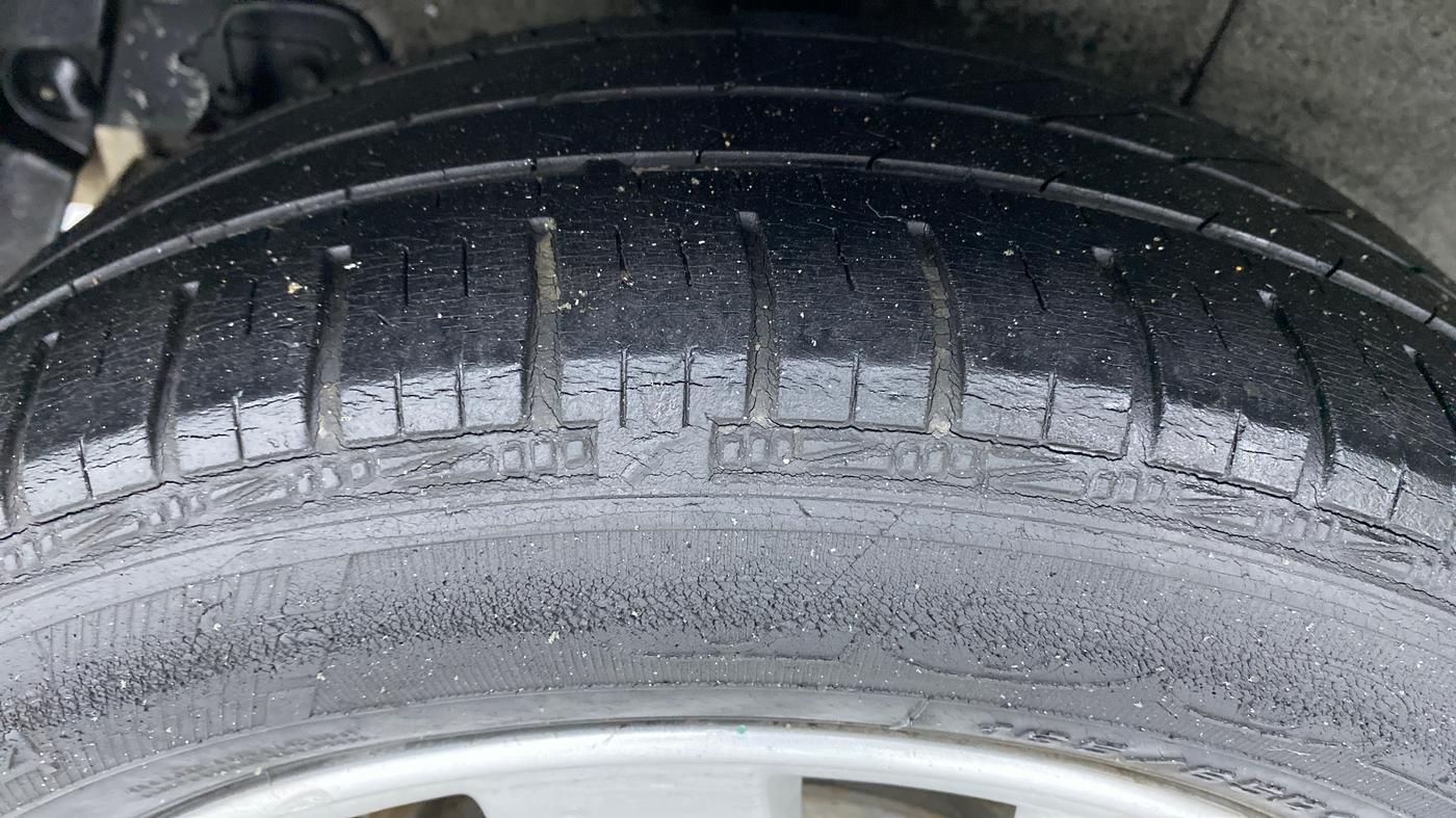 2014 Hyundai Xcent S 1.2 OPT, Petrol, Manual, 36,053 km, Right Rear Tyre Tread