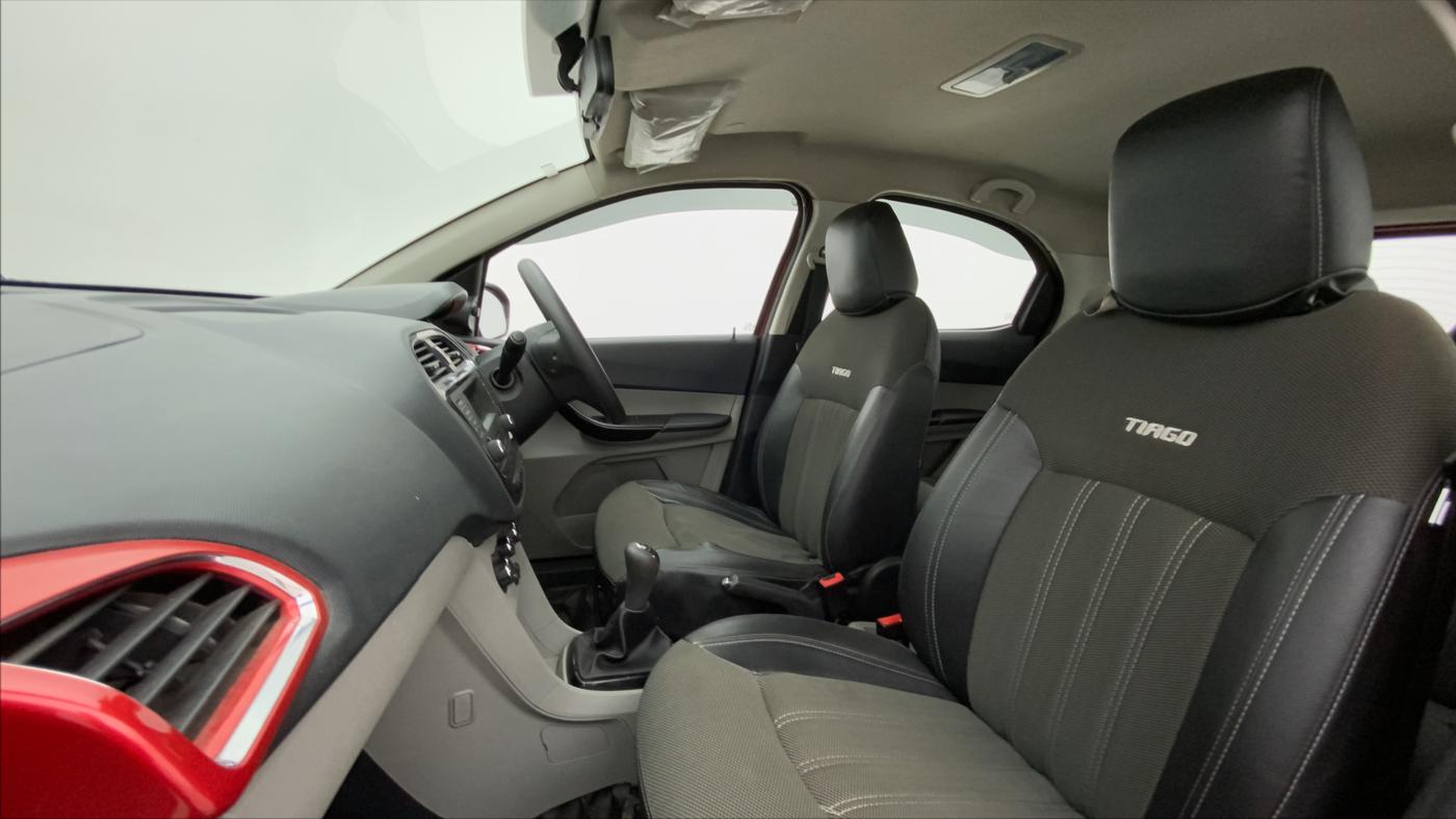 2019 Tata Tiago XZ PETROL, CNG, Manual, 72,793 km, Right Side Front Door Cabin