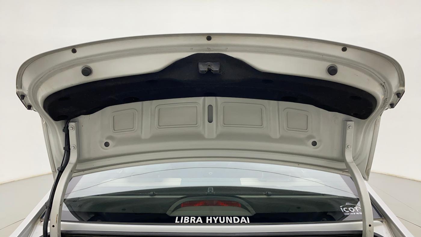 2018 Hyundai Verna 1.6 VTVT SX (O) AT, Petrol, Automatic, 95,612 km, Boot Door Open