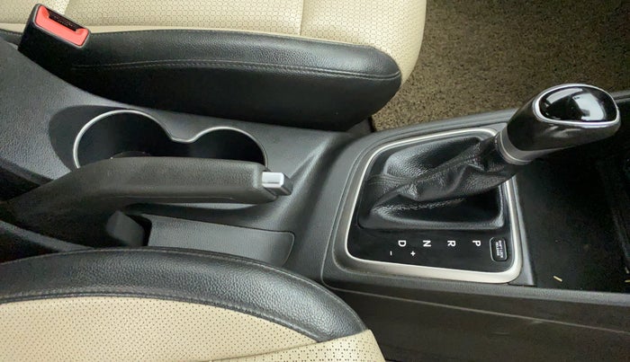 2018 Hyundai Verna 1.6 VTVT SX (O) AT, Petrol, Automatic, 95,612 km, Gear Lever