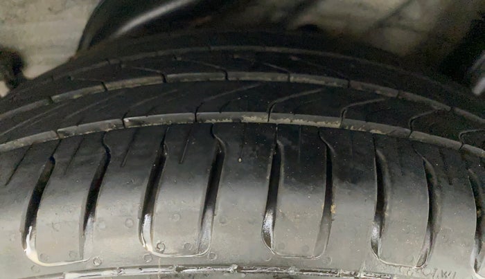 2018 Hyundai Verna 1.6 VTVT SX (O) AT, Petrol, Automatic, 95,612 km, Left Rear Tyre Tread