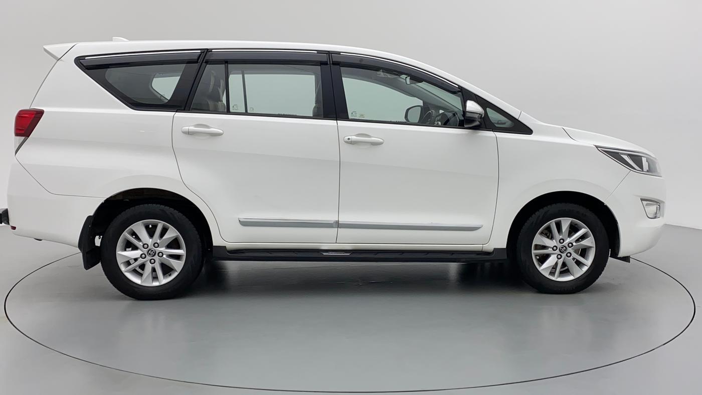 2019 Toyota Innova Crysta 2.4 GX 8 STR, Diesel, Manual, 38,470 km, Right Side View