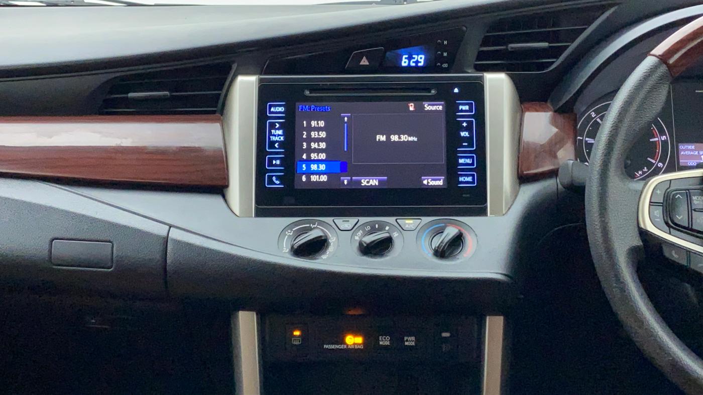 2019 Toyota Innova Crysta 2.4 GX 8 STR, Diesel, Manual, 38,470 km, Air Conditioner
