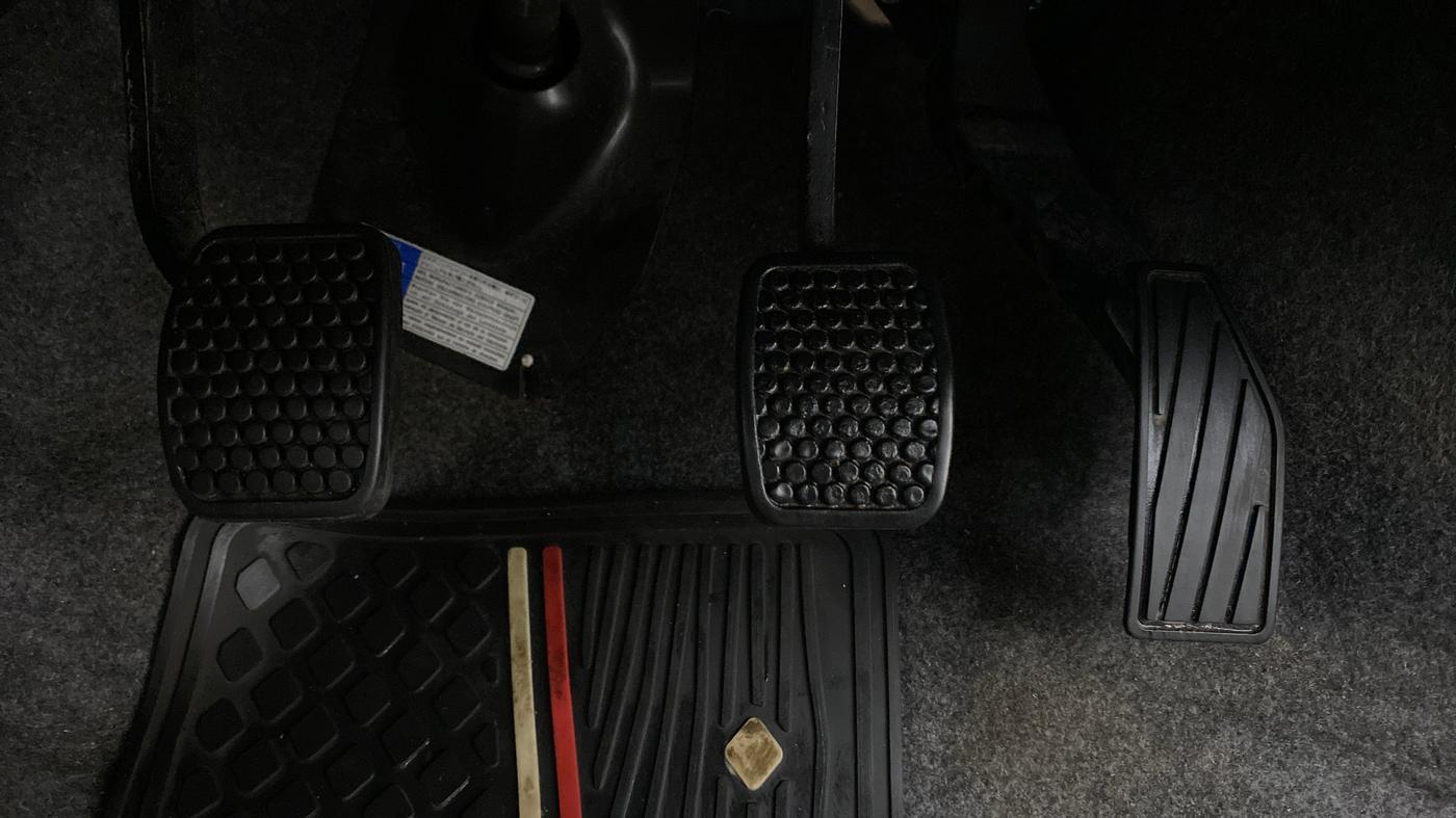 2020 Maruti Alto VXI, Petrol, Manual, 11,025 km, Pedals