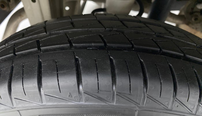 2020 Maruti Alto VXI, Petrol, Manual, 11,025 km, Right Rear Tyre Tread
