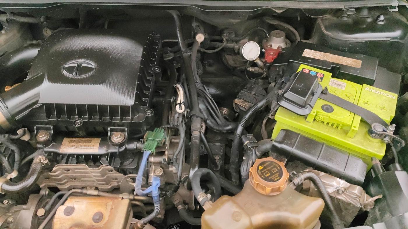 2019 Tata NEXON KRAZ PLUS AMT PETROL, CNG, Automatic, 94,993 km, Engine View - Left