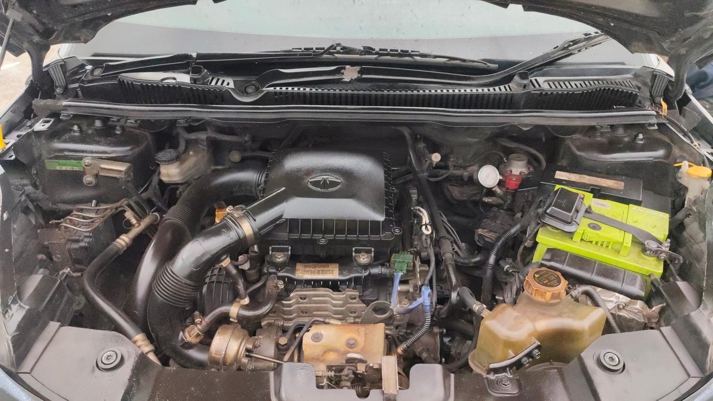 2019 Tata NEXON KRAZ PLUS AMT PETROL, CNG, Automatic, 94,993 km, Engine View