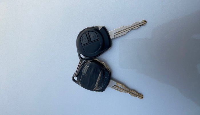 2013 Maruti Ertiga ZDI, Diesel, Manual, 1,00,067 km, Key Close Up