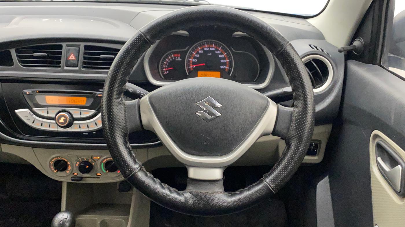 2017 Maruti Alto K10 VXI, Petrol, Manual, 43,883 km, Steering Wheel Close Up