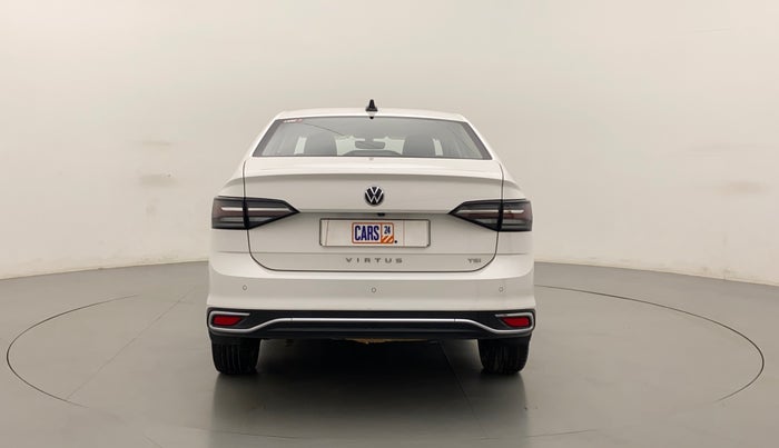 2022 Volkswagen VIRTUS TOPLINE TSI 1.0 MT, Petrol, Manual, 35,413 km, Back/Rear