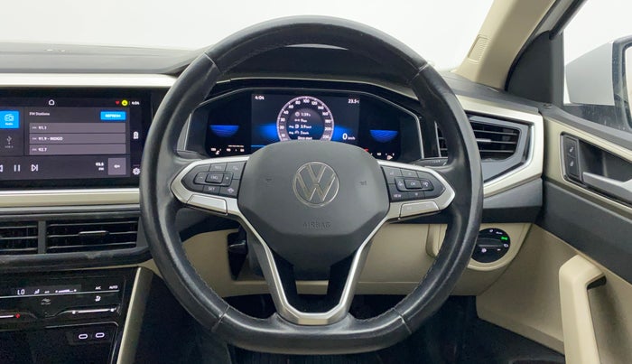 2022 Volkswagen VIRTUS TOPLINE TSI 1.0 MT, Petrol, Manual, 35,413 km, Steering Wheel Close Up
