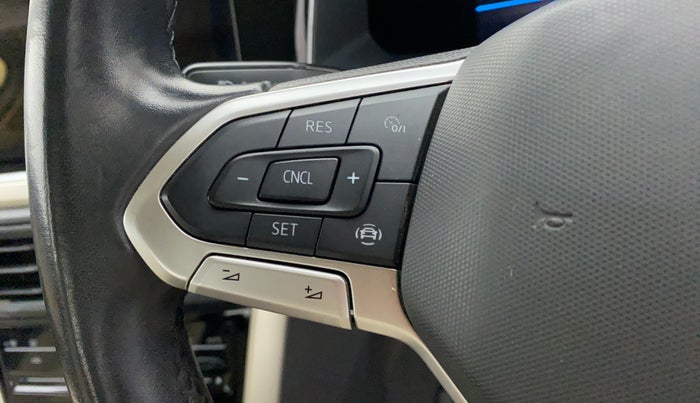 2022 Volkswagen VIRTUS TOPLINE TSI 1.0 MT, Petrol, Manual, 35,413 km, Adaptive Cruise Control