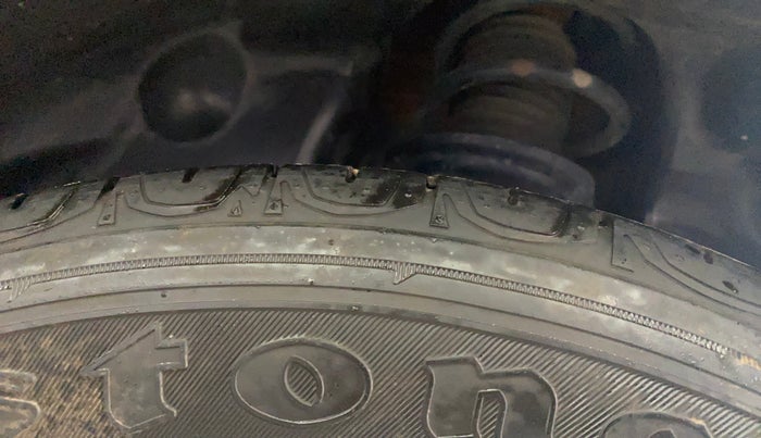 2017 Jeep Compass LIMITED 1.4 PETROL AT, Petrol, Automatic, 88,409 km, Left Rear Tyre Tread