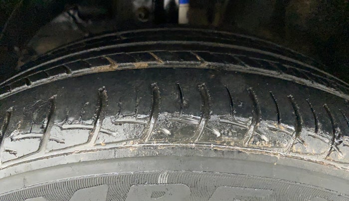 2019 Maruti Baleno DELTA PETROL 1.2, Petrol, Manual, 53,360 km, Left Front Tyre Tread