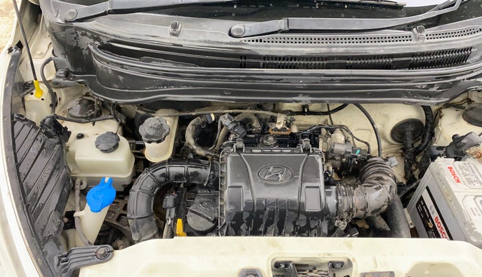 2014 Hyundai Eon ERA +, Petrol, Manual, 70,479 km, Engine View - Right