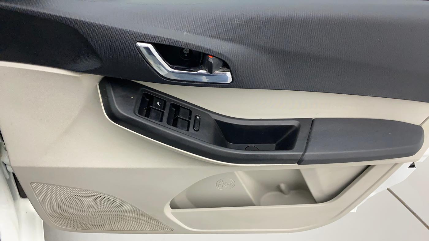 2022 Tata Tiago XZA PLUS PETROL, Petrol, Automatic, 2,507 km, Driver Side Door Panels Control