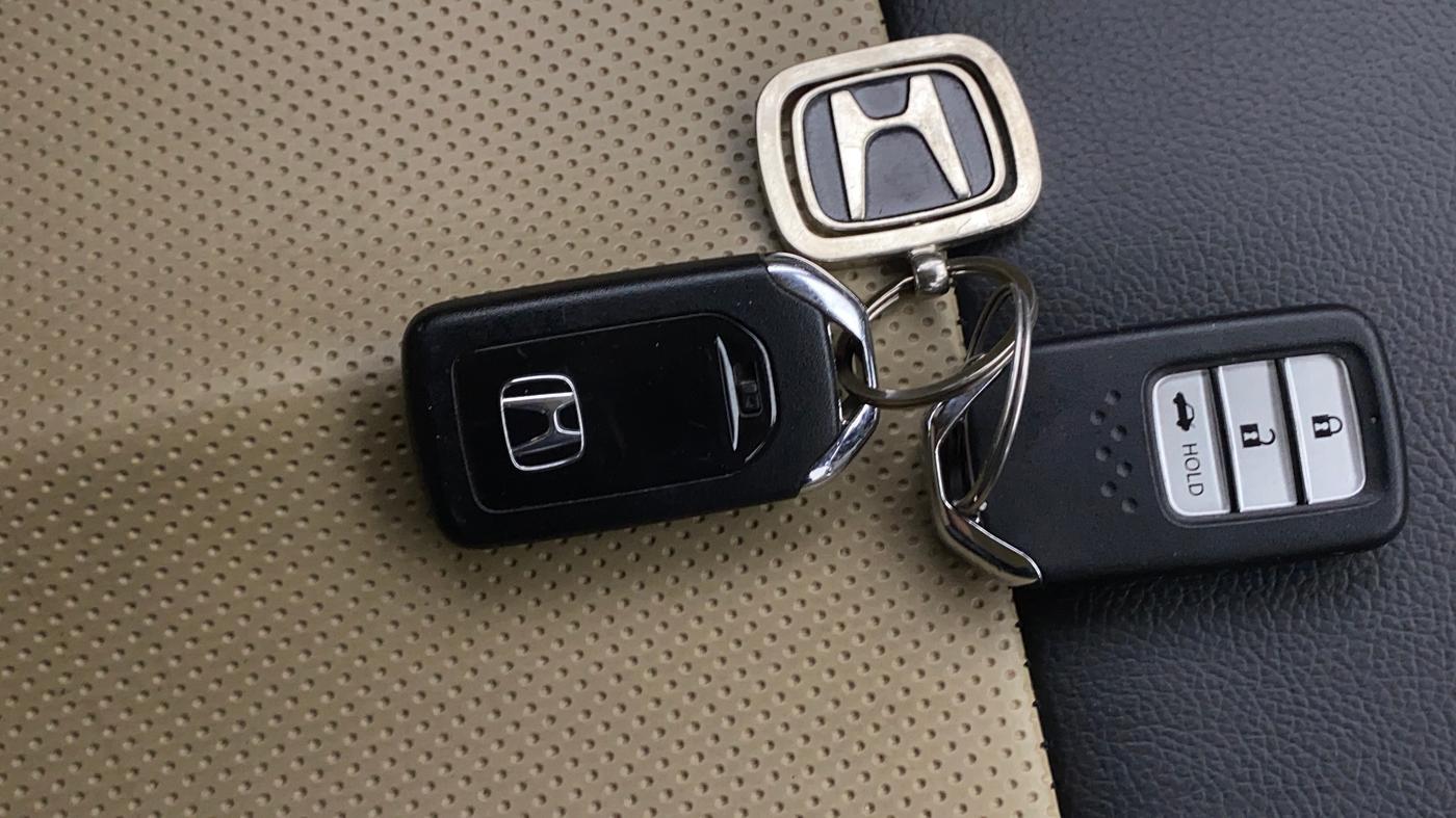 2023 Honda Amaze 1.2L I-VTEC VX, Petrol, Manual, 17,223 km, Key Close Up