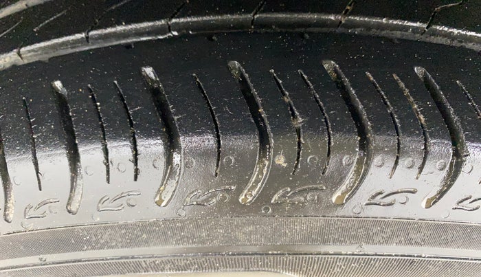 2023 Honda Amaze 1.2L I-VTEC VX, Petrol, Manual, 17,223 km, Left Front Tyre Tread