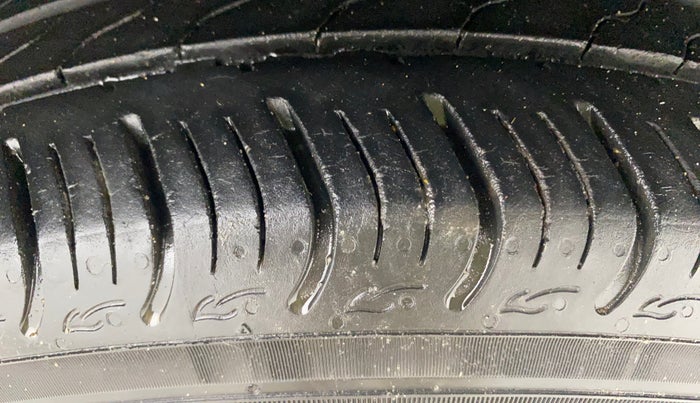 2023 Honda Amaze 1.2L I-VTEC VX, Petrol, Manual, 17,223 km, Right Front Tyre Tread