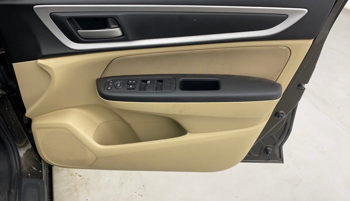 2023 Honda Amaze 1.2L I-VTEC VX, Petrol, Manual, 17,223 km, Driver Side Door Panels Control