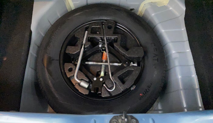 2022 Tata PUNCH ADVENTURE MT, Petrol, Manual, 9,991 km, Spare Tyre