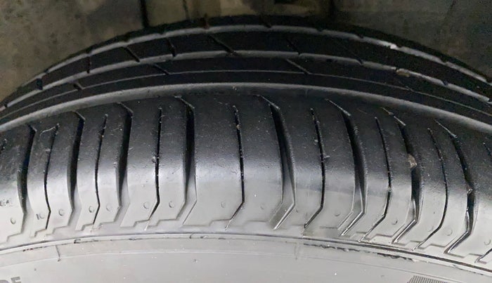 2022 Tata PUNCH ADVENTURE MT, Petrol, Manual, 9,991 km, Right Front Tyre Tread