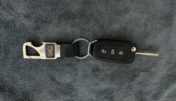 2022 Tata PUNCH ADVENTURE MT, Petrol, Manual, 9,991 km, Key Close Up