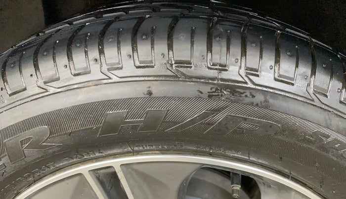 2017 Hyundai Creta SX PLUS AT 1.6 PETROL, Petrol, Automatic, 80,160 km, Right Rear Tyre Tread