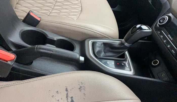 2017 Hyundai Creta SX PLUS AT 1.6 PETROL, Petrol, Automatic, 80,160 km, Gear Lever