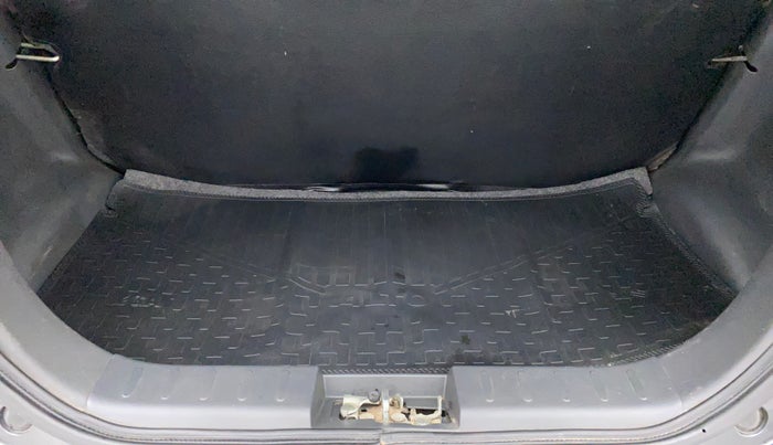 2016 Maruti Alto 800 LXI, Petrol, Manual, 22,702 km, Boot Inside