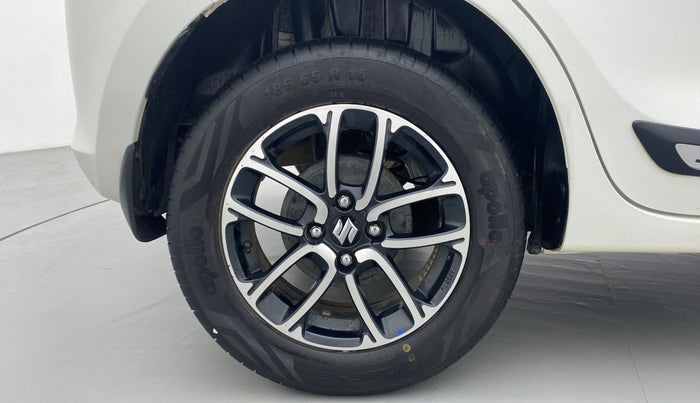 2021 Maruti Swift ZXI+ DUAL TONE , Petrol, Manual, 37,270 km, Right Rear Wheel