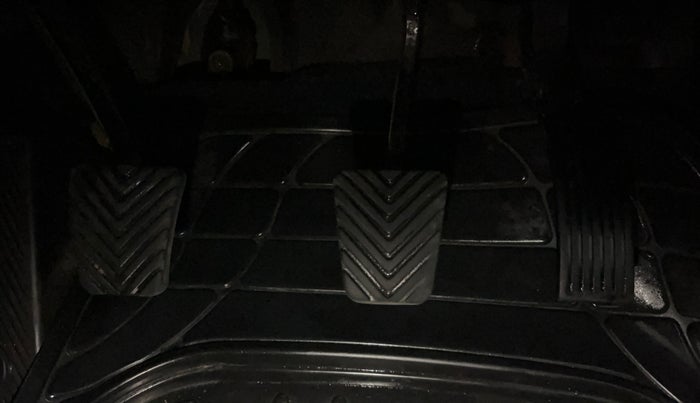 2016 Hyundai Elite i20 MAGNA 1.2, Petrol, Manual, 68,739 km, Pedals