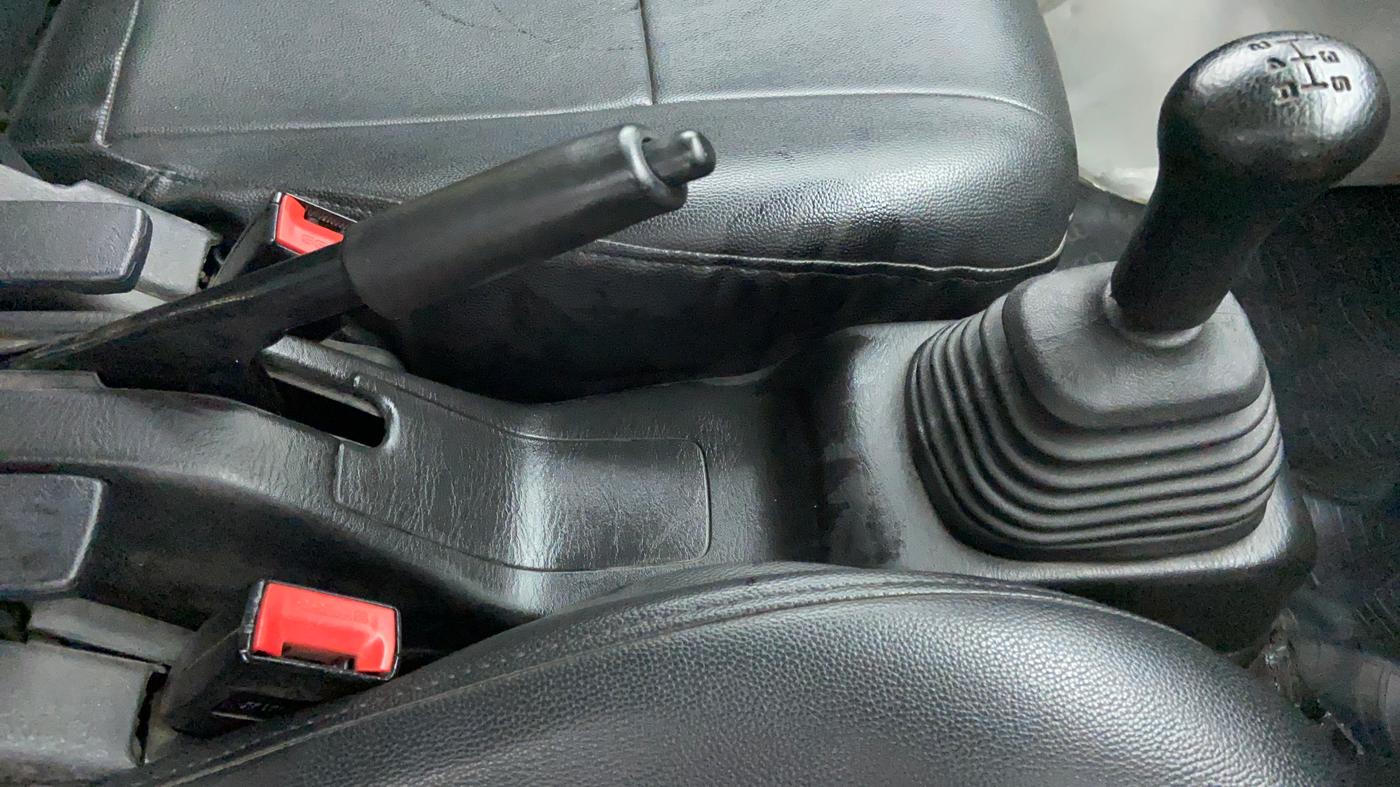 2017 Maruti Eeco 5 STR WITH AC PLUSHTR, Petrol, Manual, 42,174 km, Gear Lever