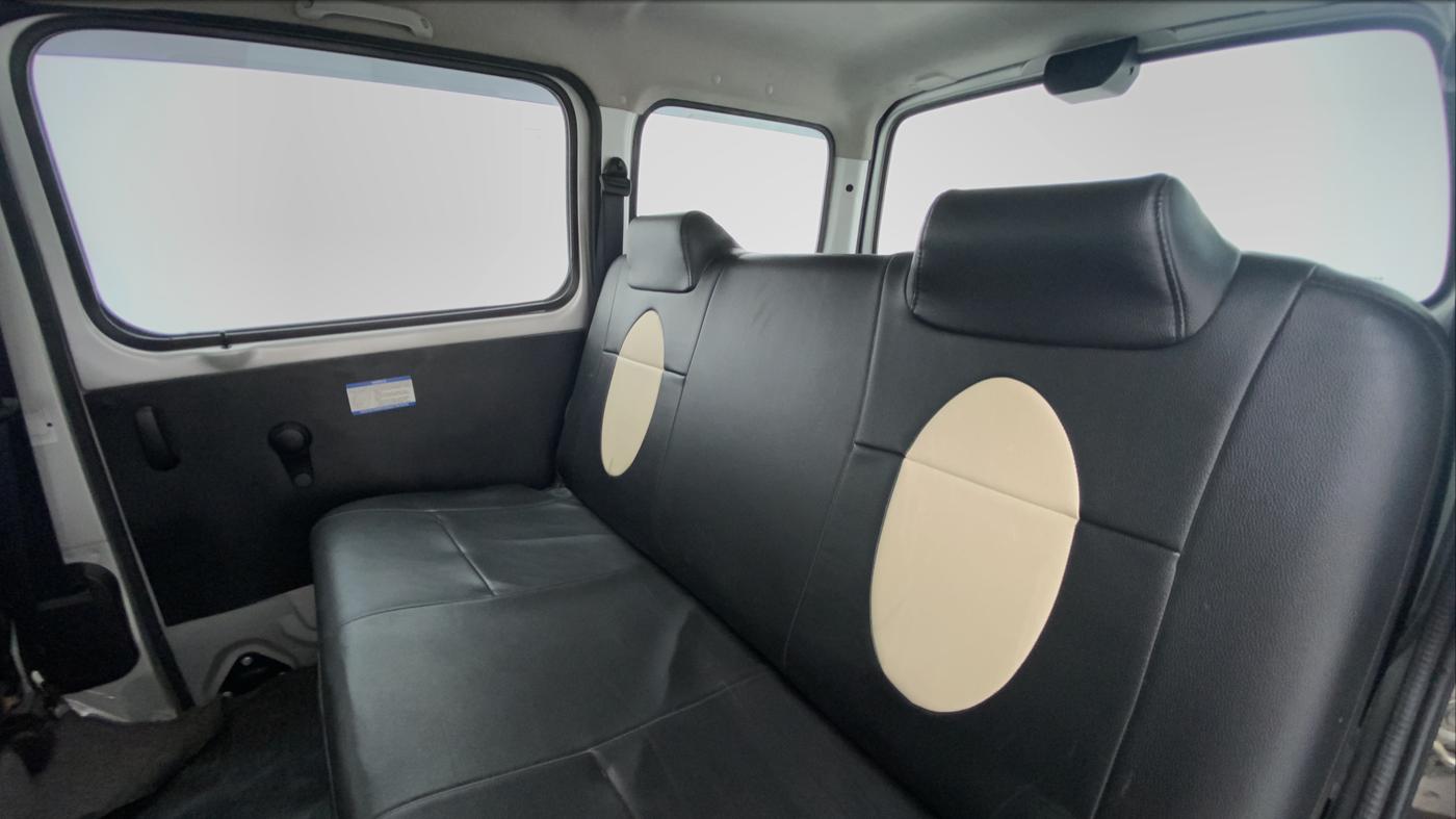 2017 Maruti Eeco 5 STR WITH AC PLUSHTR, Petrol, Manual, 42,174 km, Right Side Door Cabin View