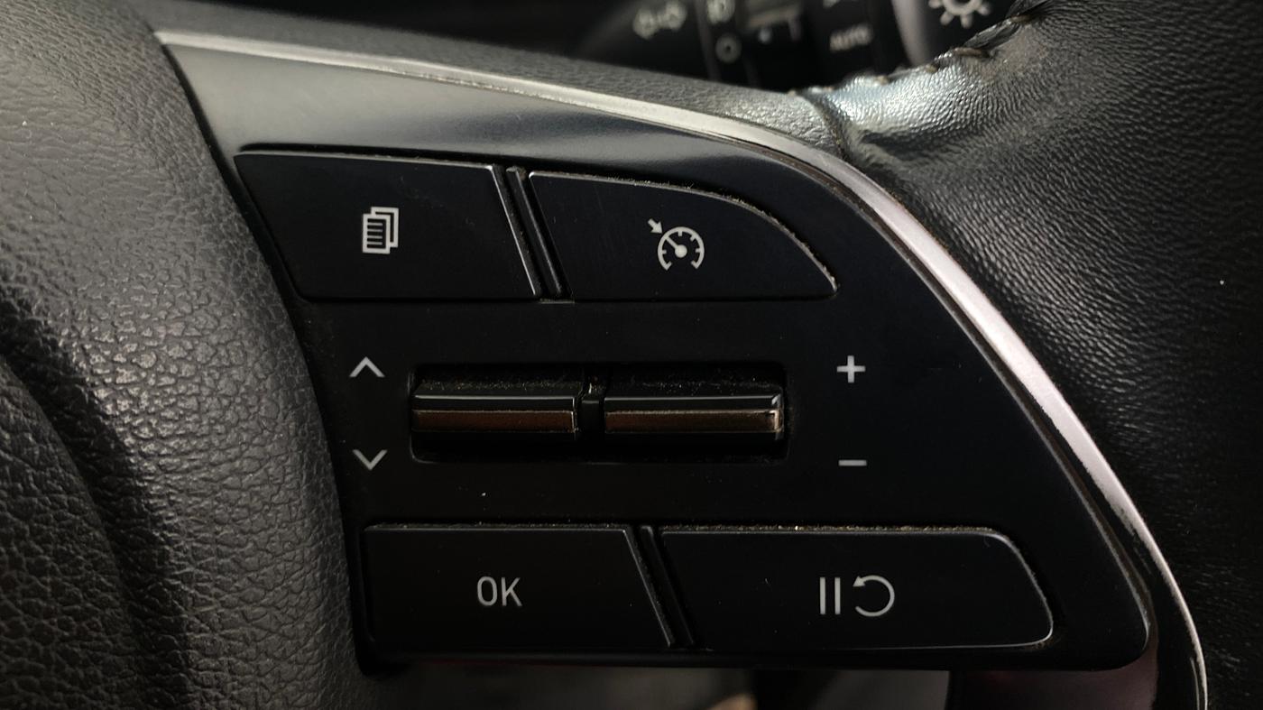 2023 Hyundai NEW I20 ASTA (O) 1.2 MT, Petrol, Manual, 42,663 km, Adaptive Cruise Control