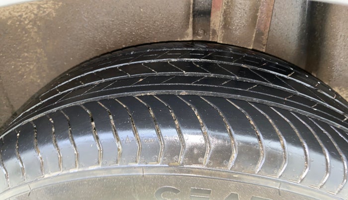 2023 Skoda KUSHAQ MONTE CARLO 1.0L TSI AT, Petrol, Automatic, 12,270 km, Left Rear Tyre Tread