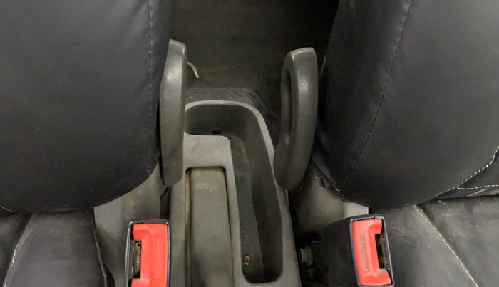 2015 Hyundai i10 MAGNA 1.1, CNG, Manual, 54,843 km, Driver Side Adjustment Panel