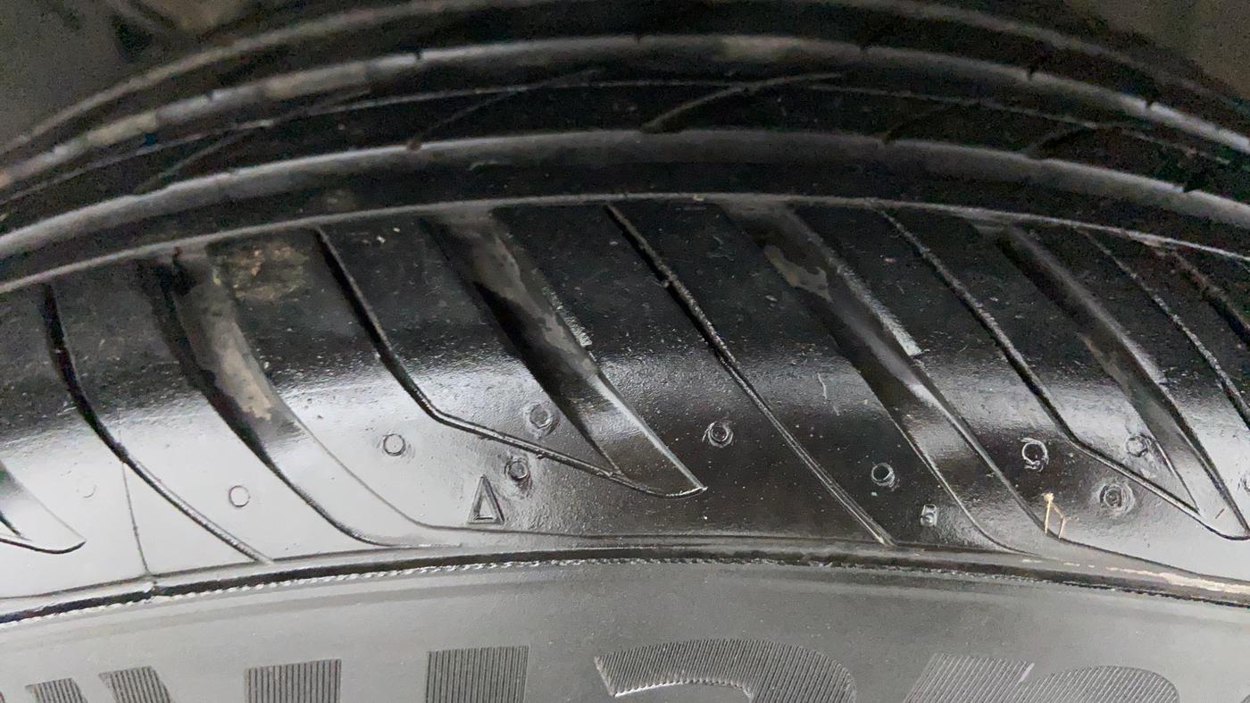 2019 Honda Civic VX CVT i-VTEC, Petrol, Automatic, 10,670 km, Right Front Tyre Tread