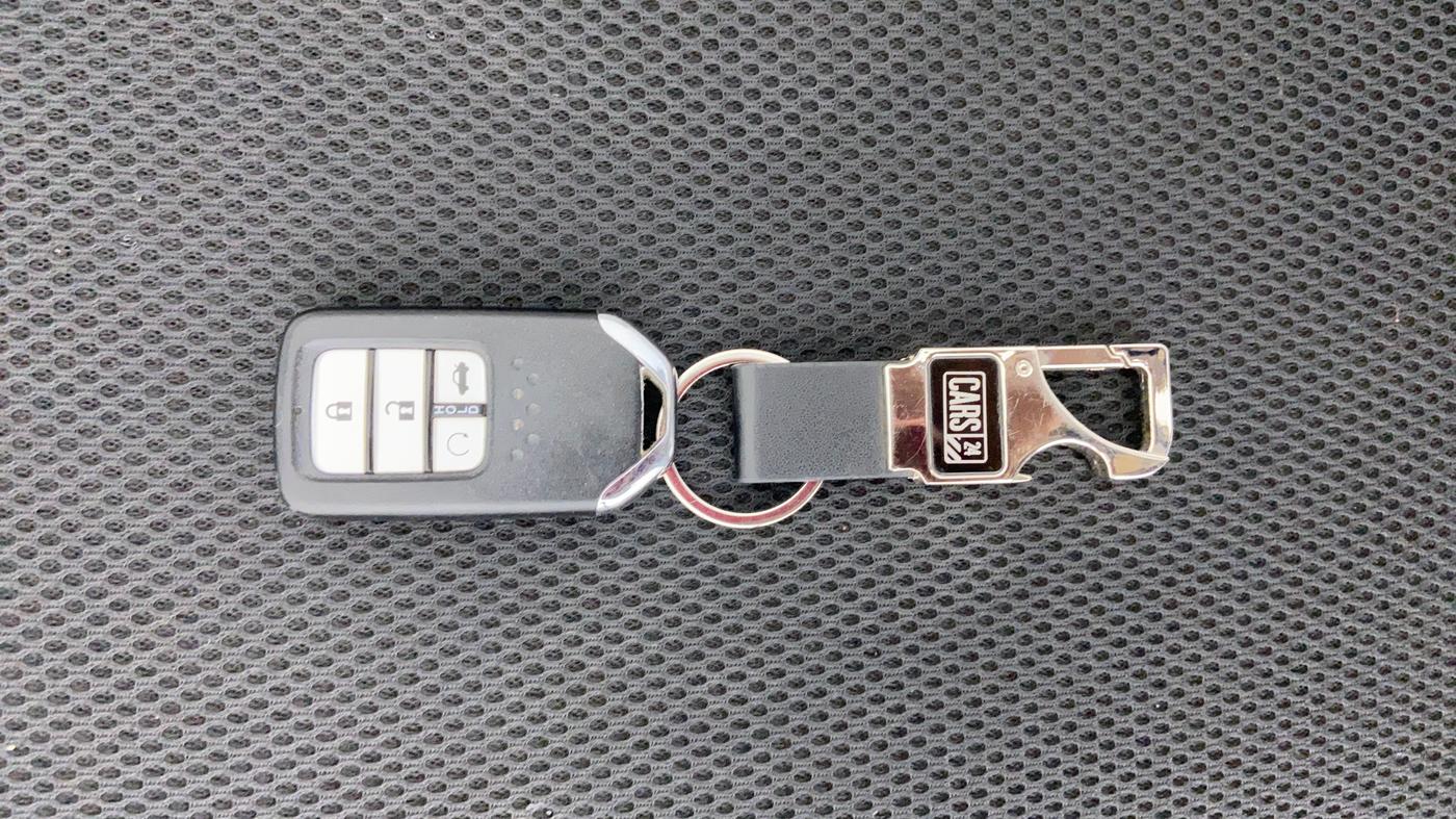 2019 Honda Civic VX CVT i-VTEC, Petrol, Automatic, 10,670 km, Key Close up