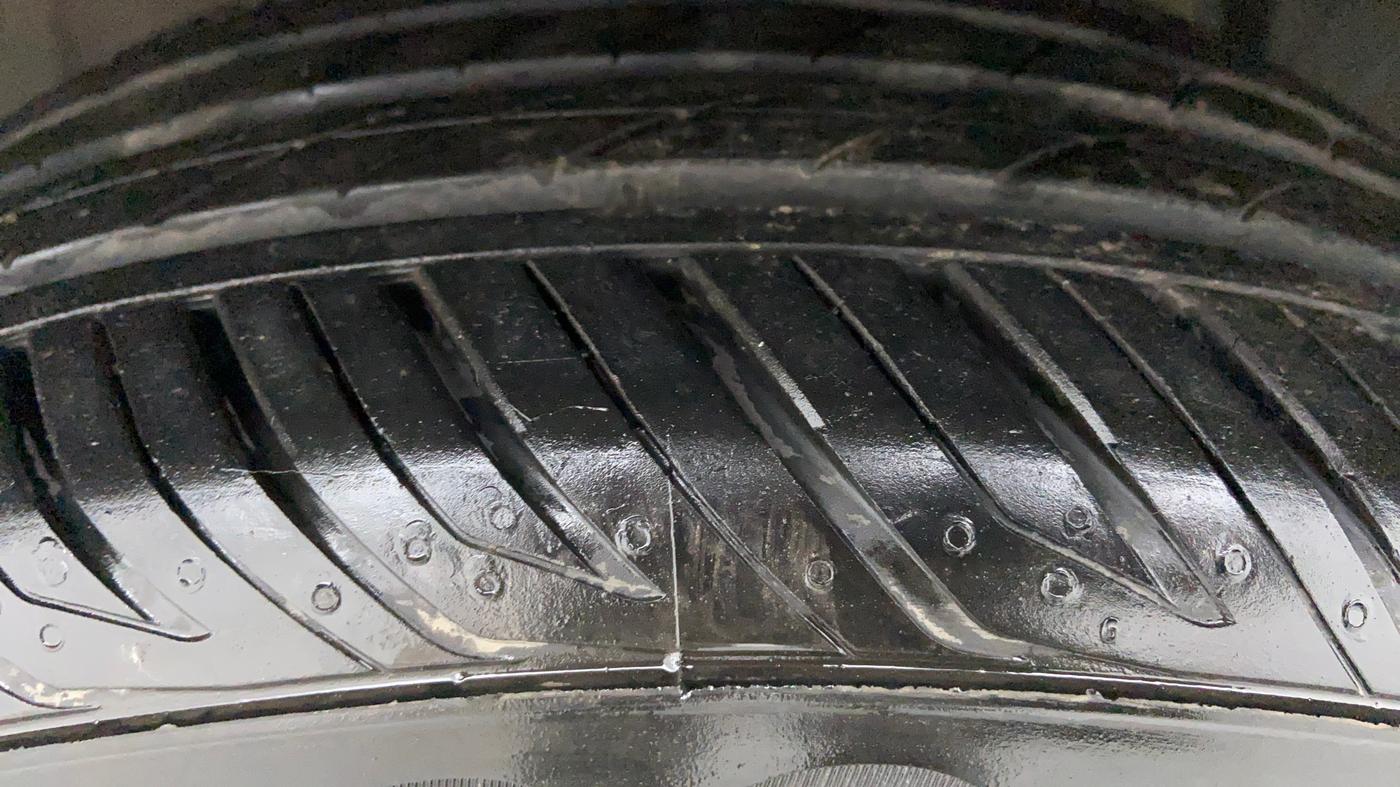 2019 Honda Civic VX CVT i-VTEC, Petrol, Automatic, 10,670 km, Left Front Tyre Tread