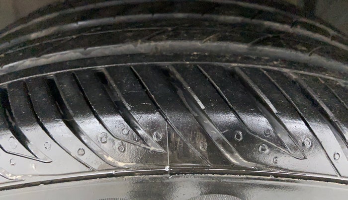 2019 Honda Civic VX CVT i-VTEC, Petrol, Automatic, 10,670 km, Left Front Tyre Tread