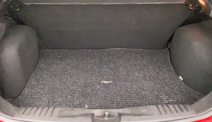 2011 Ford Figo 1.2 TITANIUM DURATEC, Petrol, Manual, 63,357 km, Boot Inside