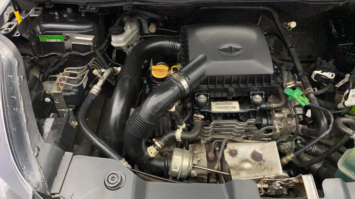 2019 Tata NEXON XM PETROL, Petrol, Manual, 39,225 km, Engine View - Right