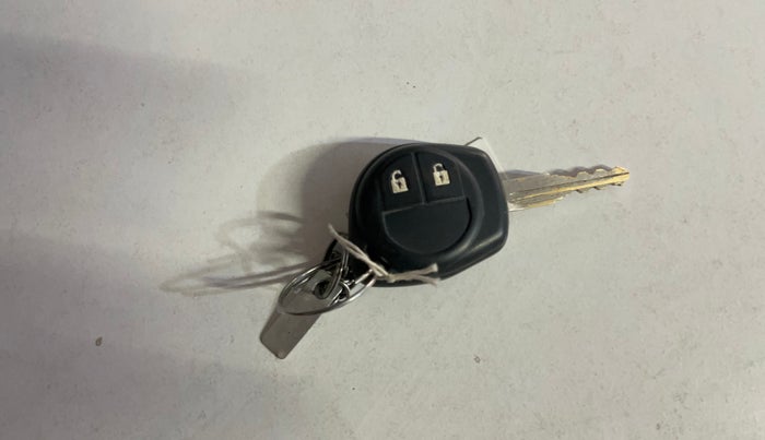 2014 Maruti Swift Dzire VXI, Petrol, Manual, 89,918 km, Key Close Up