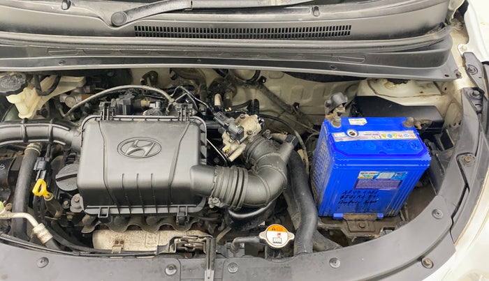 2013 Hyundai i10 MAGNA 1.1, Petrol, Manual, 38,440 km, Engine View - Left