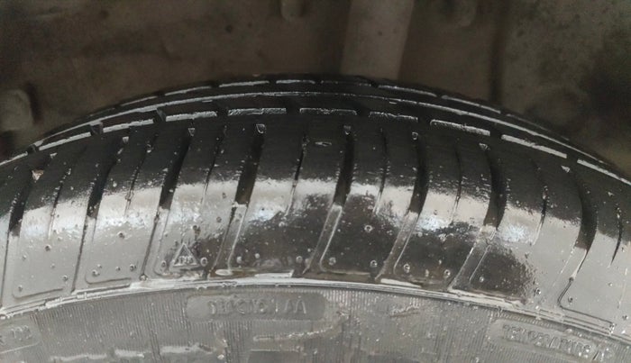 2019 Renault Duster RXS CVT, CNG, Automatic, 54,049 km, Left Rear Tyre Tread