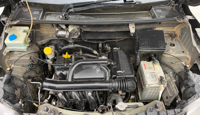 2017 Renault Kwid RXT 1.0 AMT (O), Petrol, Automatic, 50,004 km, Engine View