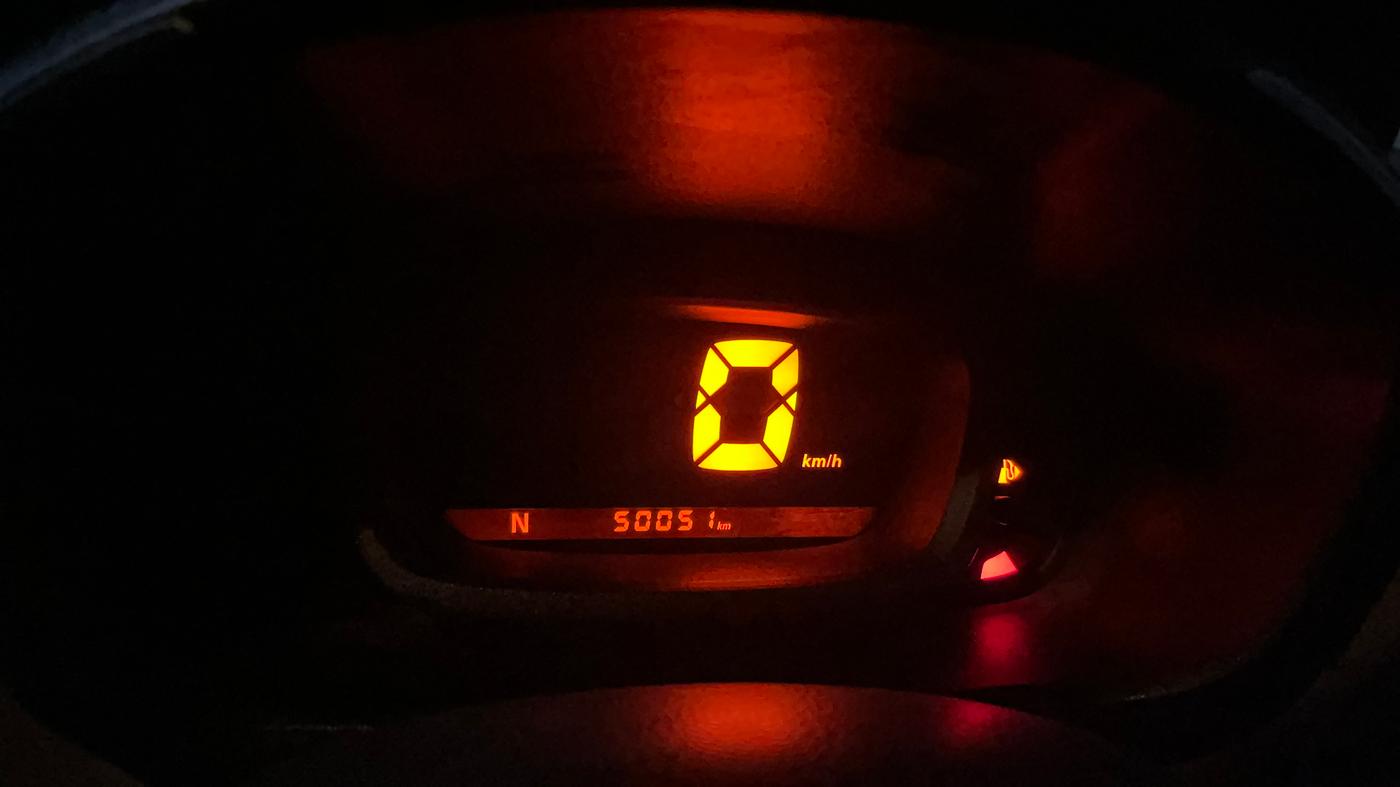 2017 Renault Kwid RXT 1.0 AMT (O), Petrol, Automatic, 50,855 km, Odometer Image