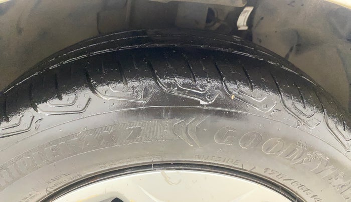 2021 Tata Tiago XT (O) PETROL, CNG, Manual, 51,652 km, Right Front Tyre Tread