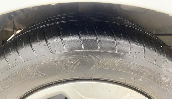 2021 Tata Tiago XT (O) PETROL, CNG, Manual, 51,652 km, Right Rear Tyre Tread